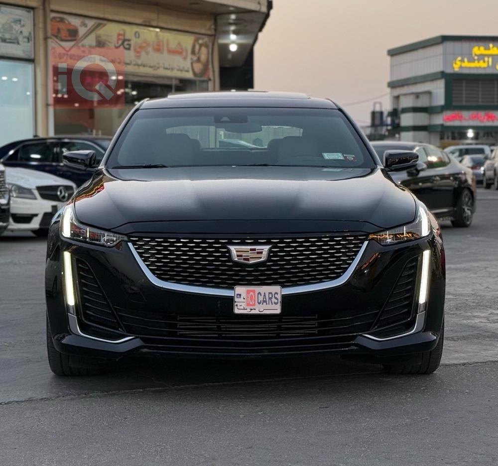 کادیلاک CT5